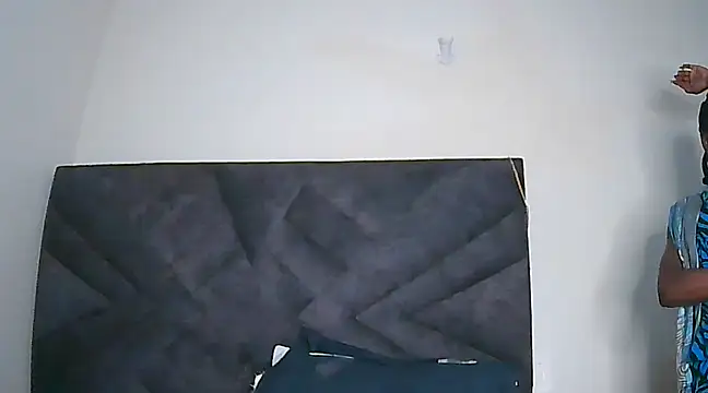 sassy-choco online show from 1, 3, 2025