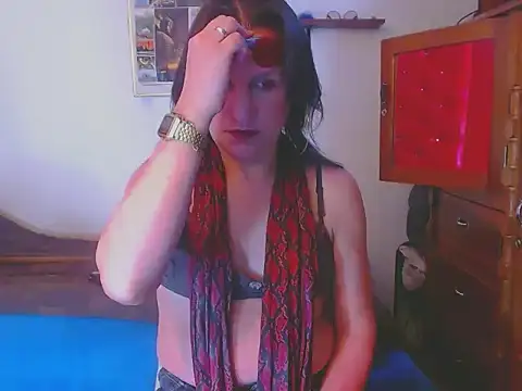 LorenJade online show from 5, 3, 2026