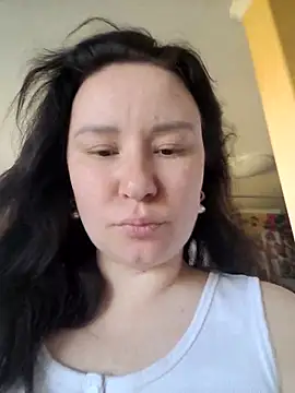 Snapshot of AlexaLexie chatting on 15, 10, 2025 AlexaLexie online show from 15, 10, 2025