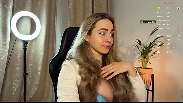 Snapshot of hotexclusive_ chatting on 7, 10, 2025 hotexclusive online show from 7, 10, 2025