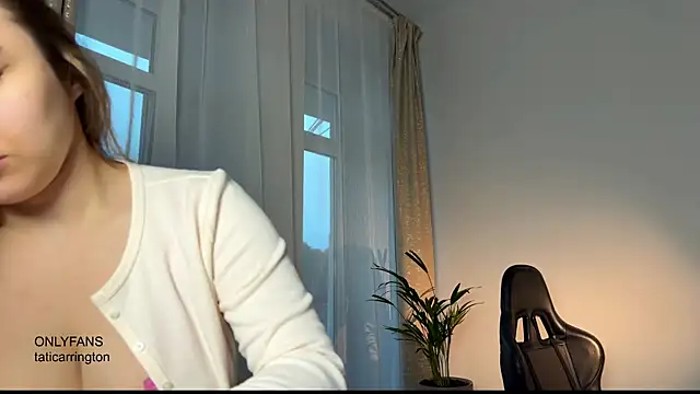 hotexclusive  online show from 10, 11, 2025