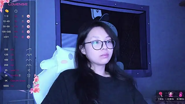 Snapshot of maydaykimmy chatting on 20, 12, 2024 maydaykimmy online show from 20, 12, 2024