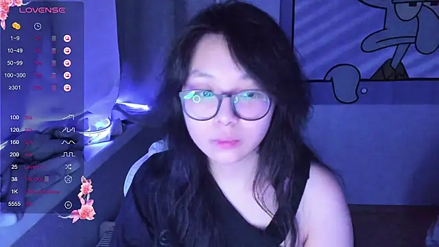 Snapshot of maydaykimmy chatting on 5, 1, 2025 maydaykimmy online show from 5, 1, 2025