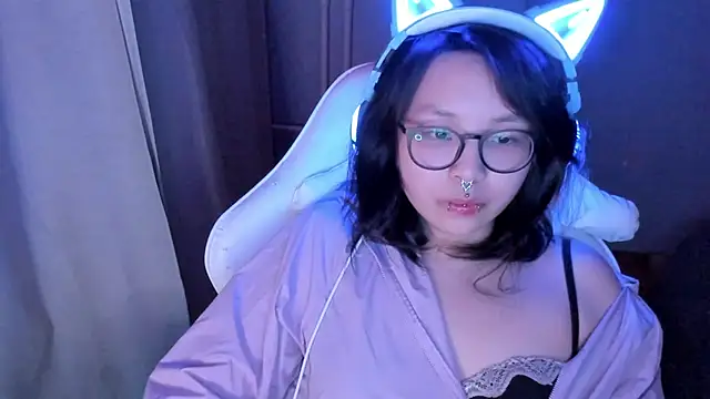 Snapshot of maydaykimmy chatting on 2, 5, 2026 maydaykimmy online show from 2, 5, 2026