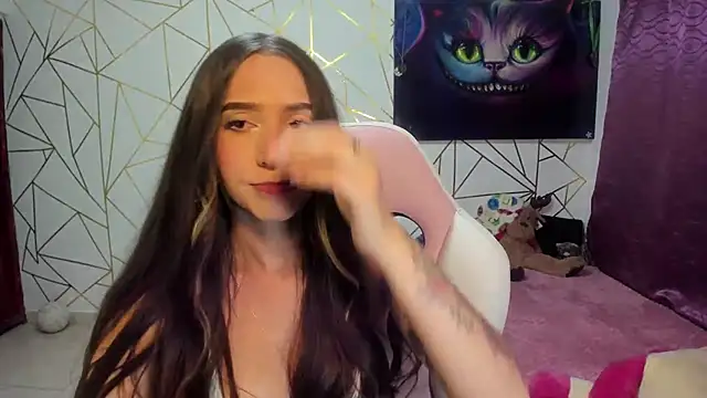 Snapshot of kaity_777 chatting on 15, 10, 2025 kaity 777 online show from 15, 10, 2025