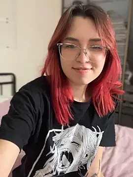 Evangeline Lawrence  online show from 17, 2, 2025