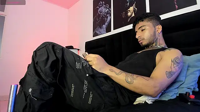 JuanCamiilo 66 online show from 4, 11, 2025