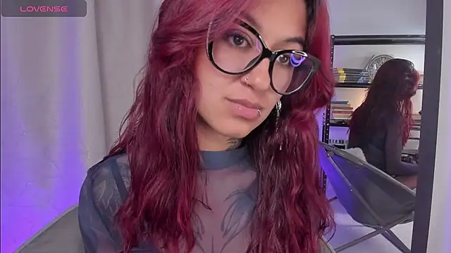 noemi foxxx online show from 26, 5, 2026
