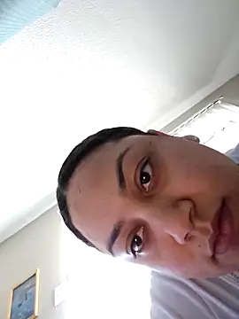 honeeyyy pot online show from 13, 2, 2025