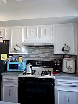 honeeyyy pot online show from 17, 2, 2025