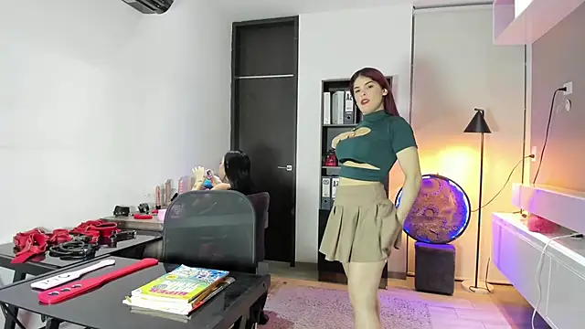 xalicesfantasyx online show from 14, 10, 2025