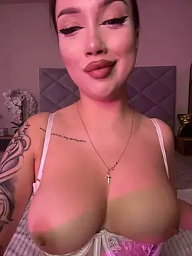 Snapshot of BamBam_XO chatting on 21, 3, 2025 BamBam XO online show from 21, 3, 2025