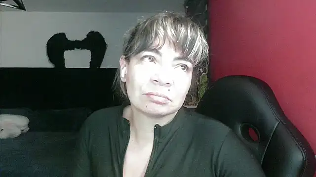 charlotedoll online show from 14, 11, 2025