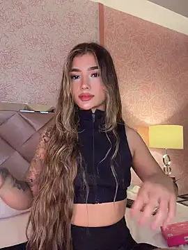 Snapshot of Arianavillada chatting on 18, 4, 2026 Arianavillada online show from 18, 4, 2026