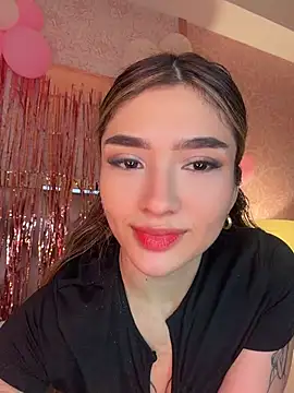 Snapshot of Arianavillada chatting on 5, 5, 2026 Arianavillada online show from 5, 5, 2026