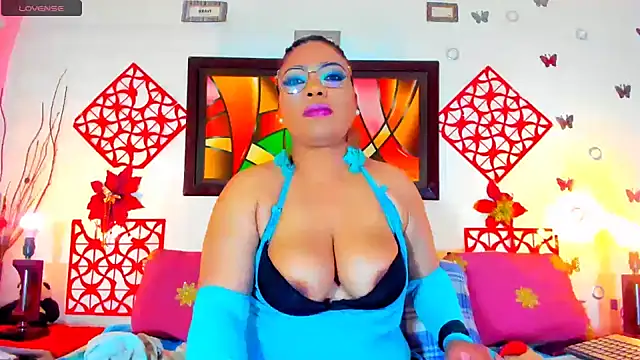 SQUIRTBRUNETE online show from 17, 3, 2026