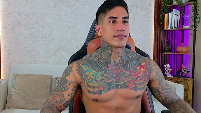 Snapshot of AdanReilly chatting on 14, 2, 2026 AdanReilly online show from 14, 2, 2026