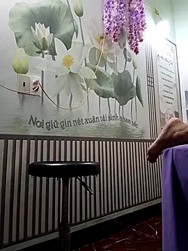 Snapshot of zizi_public chatting on 11, 11, 2025 zizi public online show from 11, 11, 2025