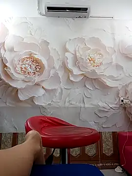 Snapshot of zizi_public chatting on 11, 2, 2026 zizi public online show from 11, 2, 2026