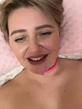 LadyLolyPop  online show from 16, 1, 2025