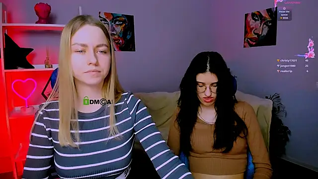 Snapshot of scarlet_mooore chatting on 5, 3, 2025 scarlet mooore online show from 5, 3, 2025