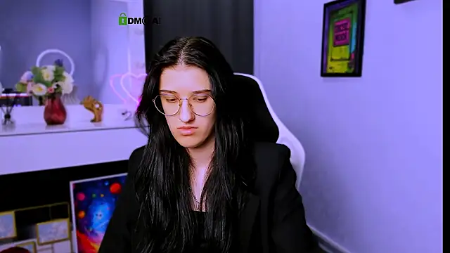 Snapshot of scarlet_mooore chatting on 21, 3, 2025 scarlet mooore online show from 21, 3, 2025