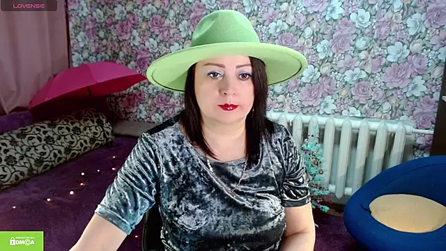 Julia-ru online show from 3, 12, 2025