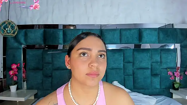 Snapshot of Abril_Gomez06 chatting on 11, 6, 2026 Abril Gomez06 online show from 11, 6, 2026