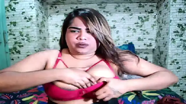 Snapshot of Indian_Lola00 chatting on 24, 6, 2026 Indian Lola00 online show from 24, 6, 2026