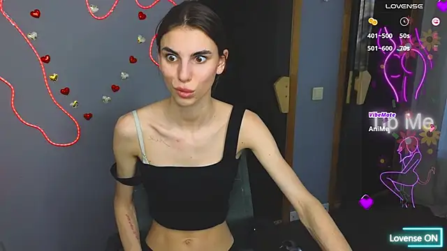 Snapshot of EmmyGreans chatting on 6, 3, 2025 EmmyGreans online show from 6, 3, 2025