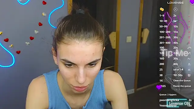 Snapshot of EmmyGreans chatting on 12, 3, 2025 EmmyGreans online show from 12, 3, 2025