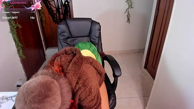 Violetaarey online show from 14, 10, 2025