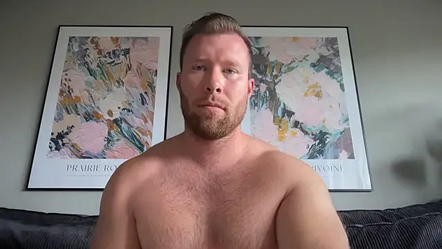 Snapshot of swekingxx chatting on 4, 6, 2026 swekingxx online show from 4, 6, 2026