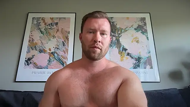 Snapshot of swekingxx chatting on 8, 6, 2026 swekingxx online show from 8, 6, 2026