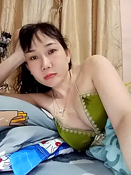 Snapshot of Ana_love2000 chatting on 19, 10, 2025 Ana love2000 online show from 19, 10, 2025