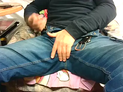 Giulio35 Pika online show from 21, 11, 2025