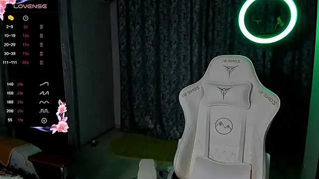 Snapshot of falcon_baby chatting on 23, 3, 2026 falcon baby online show from 23, 3, 2026