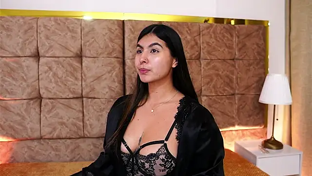 Snapshot of ShelleyMorell chatting on 4, 5, 2026 ShelleyMorell online show from 4, 5, 2026