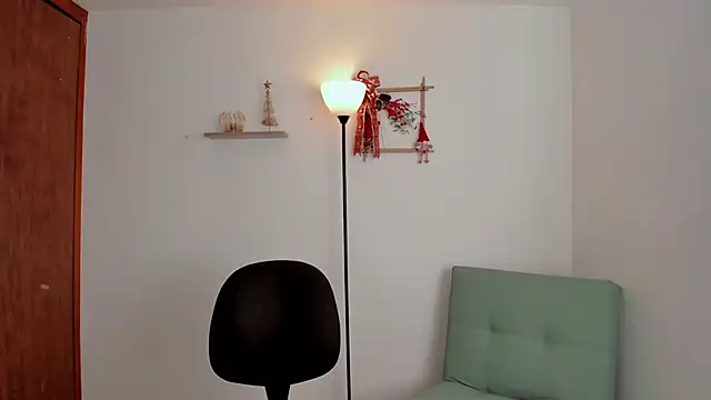 Lilabril online show from 9, 12, 2024