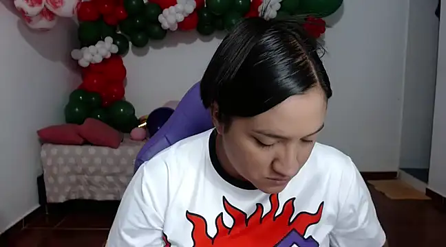 Saracutee1 online show from 14, 12, 2024