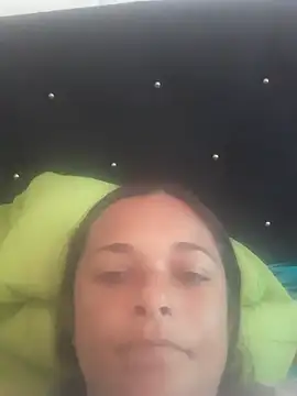 Snapshot of GiveLove1 chatting on 4, 3, 2025 GiveLove1 online show from 4, 3, 2025