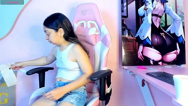 Snapshot of CharlotteMuller chatting on 8, 2, 2026 CharlotteMuller online show from 8, 2, 2026