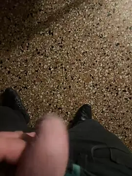 Snapshot of Edosxxl chatting on 12, 12, 2024 Edosxxl online show from 12, 12, 2024