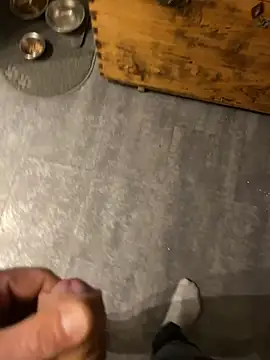 Snapshot of Edosxxl chatting on 12, 3, 2025 Edosxxl online show from 12, 3, 2025