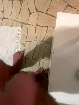 Snapshot of Edosxxl chatting on 12, 9, 2025 Edosxxl online show from 12, 9, 2025