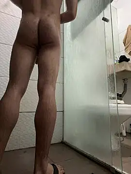 Snapshot of Deuscatorze chatting on 14, 1, 2025 Deuscatorze online show from 14, 1, 2025