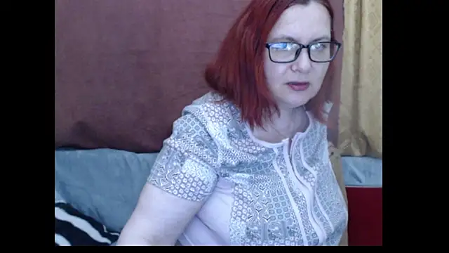 Snapshot of PlayfullMature chatting on 9, 5, 2026 PlayfullMature online show from 9, 5, 2026