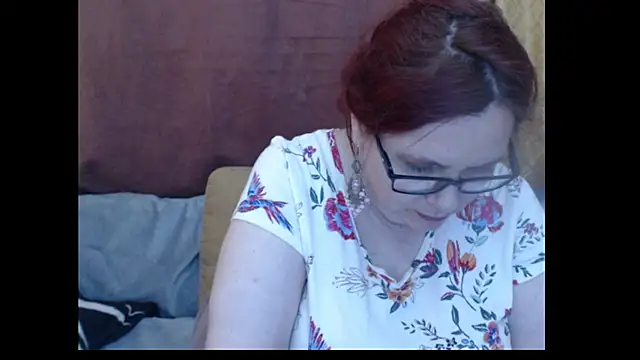 Snapshot of PlayfullMature chatting on 11, 5, 2026 PlayfullMature online show from 11, 5, 2026