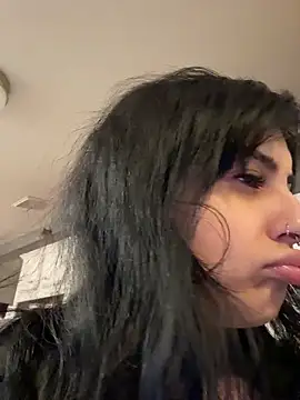 Snapshot of ThickerThanYoBitch chatting on 17, 12, 2025 ThickerThanYoBitch online show from 17, 12, 2025