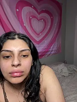 Snapshot of ThickerThanYoBitch chatting on 19, 2, 2026 ThickerThanYoBitch online show from 19, 2, 2026